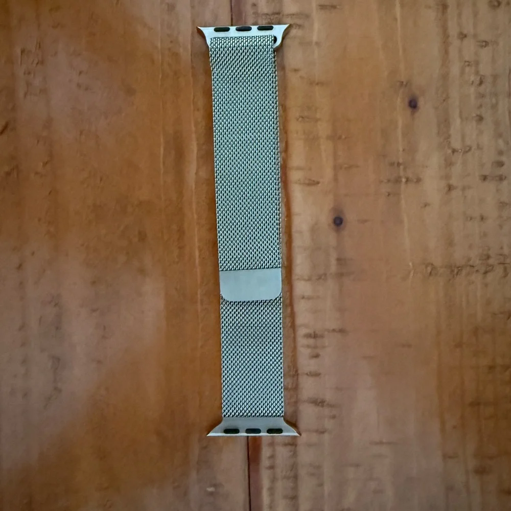 Apple Watch Band - 42mm Gold Milanese Loop